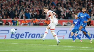 Ermedin Demirovic erzielt das 1:1 des VfB Stuttgart im Heimspiel gegen die TSG Hoffenheim.