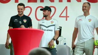 Die Sportchefs des VfB Stuttgart glauben fest daran, dass Trainer Sebastian Hoeneß seinen Vertrag bis Sommer 2027 erfüllen wird.