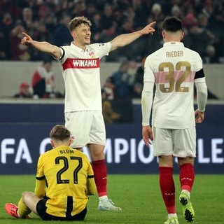 Yannik Keitel bejubelt sein Tor zum 5:1 des VfB Stuttgart gegen Young Boys Bern.