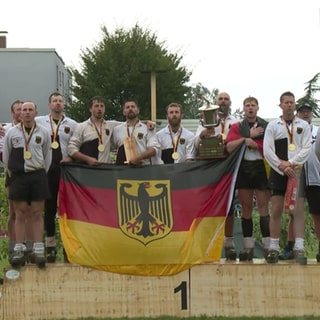 Die deutsche Mannschaft bis zu 680 Kilogramm gewinnt Gold bei der Tauzieh-WM