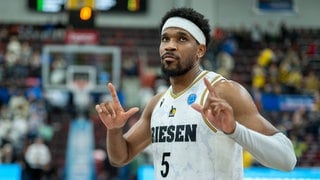 Justin Simon von den MHP Riesen