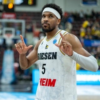 Justin Simon von den MHP Riesen