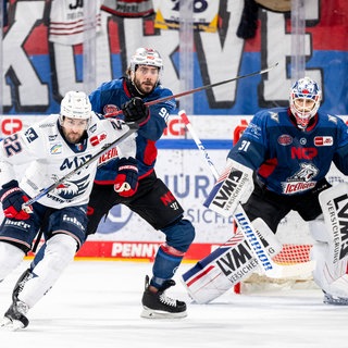 Matthias Plachta (22, Adler Mannheim ) Constantin Braun (90, Nürnberg Ice Tigers, Nuernberg Ice Tigers ) Niklas Treutle.