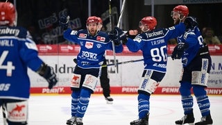 Die Zwillinge Tylor und Tyson Spink spielen für die Schwenninger Wild Wings