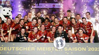 Meisterjubel - Die Frauen der SG BBM Bietigheim sind Deutscher Meister 2023