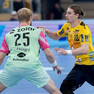 Juri Knorr von den Rhein-Neckar Löwen im DHB-Pokal Achtelfinale gegen die Füchse Berlin. 