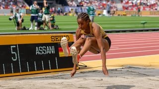 Weitspringerin Mikaelle Assani bei der Leichtathletik-WM in Budapest