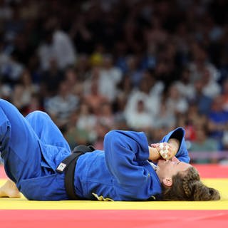 Fahnenträgerin und Judoka Anna-Maria Wagner (GER) hat das kleine Finale in der Klasse bis 78 Kilogramm beim Judo gegen die Chinesin Ma Zhenzhao verloren und verpasst die Bronze-Medaille.