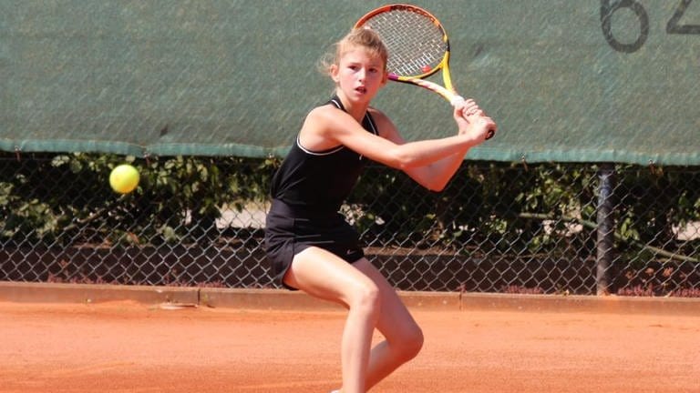 ik heb het gevonden banner magnetron Tennis-Talent Lilly Greinert und der Traum vom Grand Slam - SWR Sport