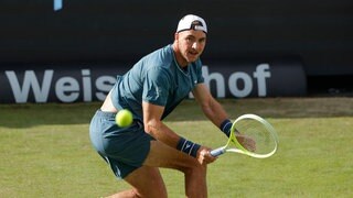 Jan-Lennard Struff bei den Boss Open