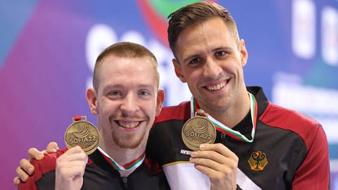 Matthias Pfleiderer und Fabian Vogel gewinnen Gold bei der Trampolin-WM in Sofia. 