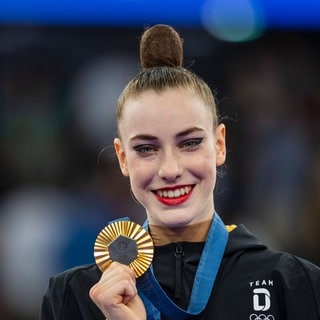 Darja Varfolomeev holte bei den Olympischen Spielen 2024 in Paris die Goldmedaille in der Rhytmischen Sportgymnastik