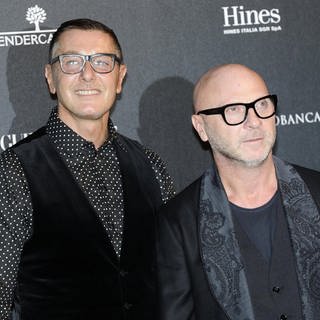 Die italienischen Modedesigner Stefano Gabbana (l) und Domenico Dolce 