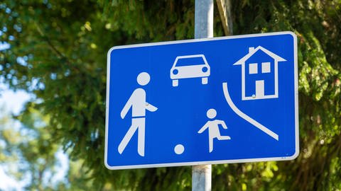 Verkehrsschild Spielstraße, Verkehrsberuhigter Bereich