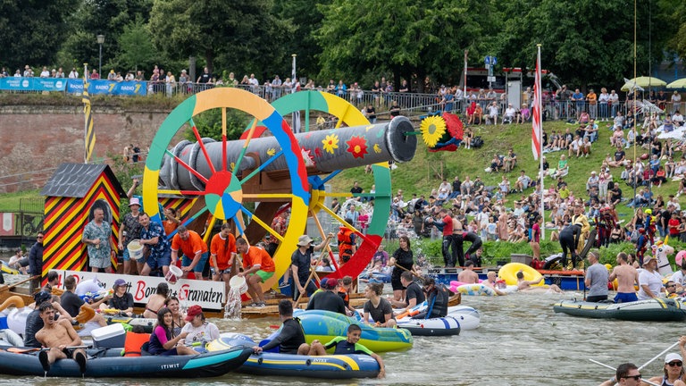 Der Schwörmontag in Ulm fand am 22. Juli statt und war ein großer Erfolg.