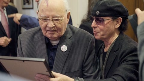Klaus Meine und Michail Gorbatschow