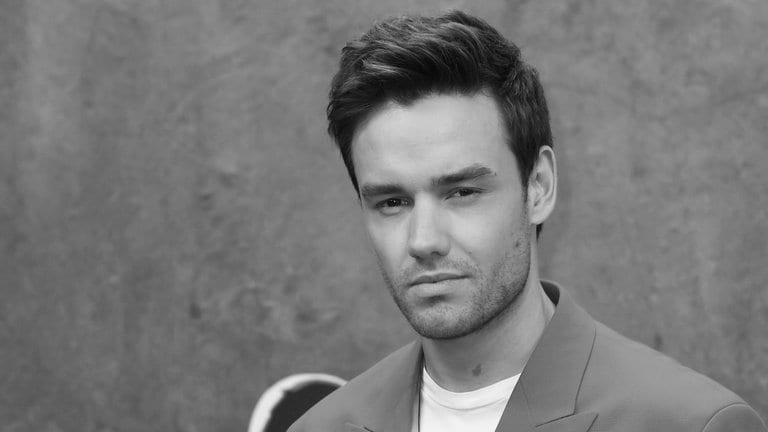 16. Oktober: Liam Payne, der ehemalige Sänger der Boyband One Direction, ist im Alter von 31 Jahren gestorben. Payne stürzte aus dem dritten Stock eines Hotels in Buenos Aires. Payne erlangte Weltruhm als Mitglied der inzwischen aufgelösten Popband One Direction an der Seite von Harry Styles, Zayn Malik, Niall Horan und Louis Tomlinson.