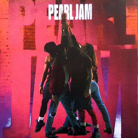 "Ten" ist das Debütalbum der Grungerocker von Pearl Jam. 1991 veröffentlichte die Band rund um Sänger und Gitarrist Eddie Vedder die Platte und schrieb damit Geschichte.