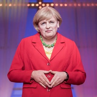 Florian Sitte in seiner Paraderolle als Angela Merkel