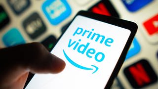 Amazon Prime Video auf dem Bildschirm eines Smartphones