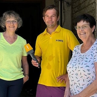 Angelika Löhndorf (r.), Veit Berthold und Bernadette Marhöfer (l.).