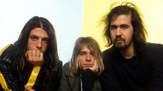 Dave Grohl, Kurt Cobain, Kris Novoselic von Nirvana in den 90ern | Pop, Rock, R'n'B - Die beliebtesten SWR1 Meilensteine Alben der 90er