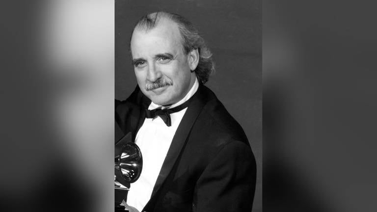 6. September: Der US-amerikanische Songwriter Will Jennings ist im Alter von 80 Jahren verstorben. Jennings steckt hinter weltberühmten Hits wie "My Heart Will Go On", "Up Where We Belong" und "Tears In Heaven". 1999 erhielt er für den "Titanic"-Hit, der von Céline Dion gesungen wird, den Grammy für den Song des Jahres.