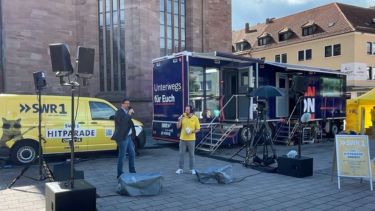 Der SWR1 Hitparaden-Truck machte am Montag Halt in Zweibrücken | Die Hitparaden-Truck-Tour in Bildern