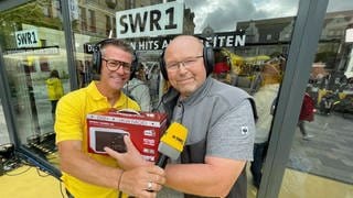 Rüdiger aus Kinsbach gewinnt DAB+-Radio beim Hitparaden Hitsingen