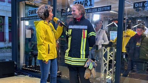 Vanessa Rupp von der Feuerwehr Waldalgesheim erzählt von ihrer Leidenschaft, anderen zu helfen.