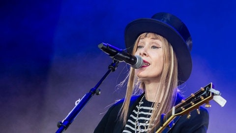 Musikerin Suzanne Vega 2023 | Hits und Storys "Luka"