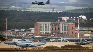 Airbase in Ramstein 2022 | US-Studenten aus South Carolina diskutieren: Was wäre Ramstein ohne die US-Airbase?