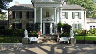 Zu Besuchbei Elvis in Graceland