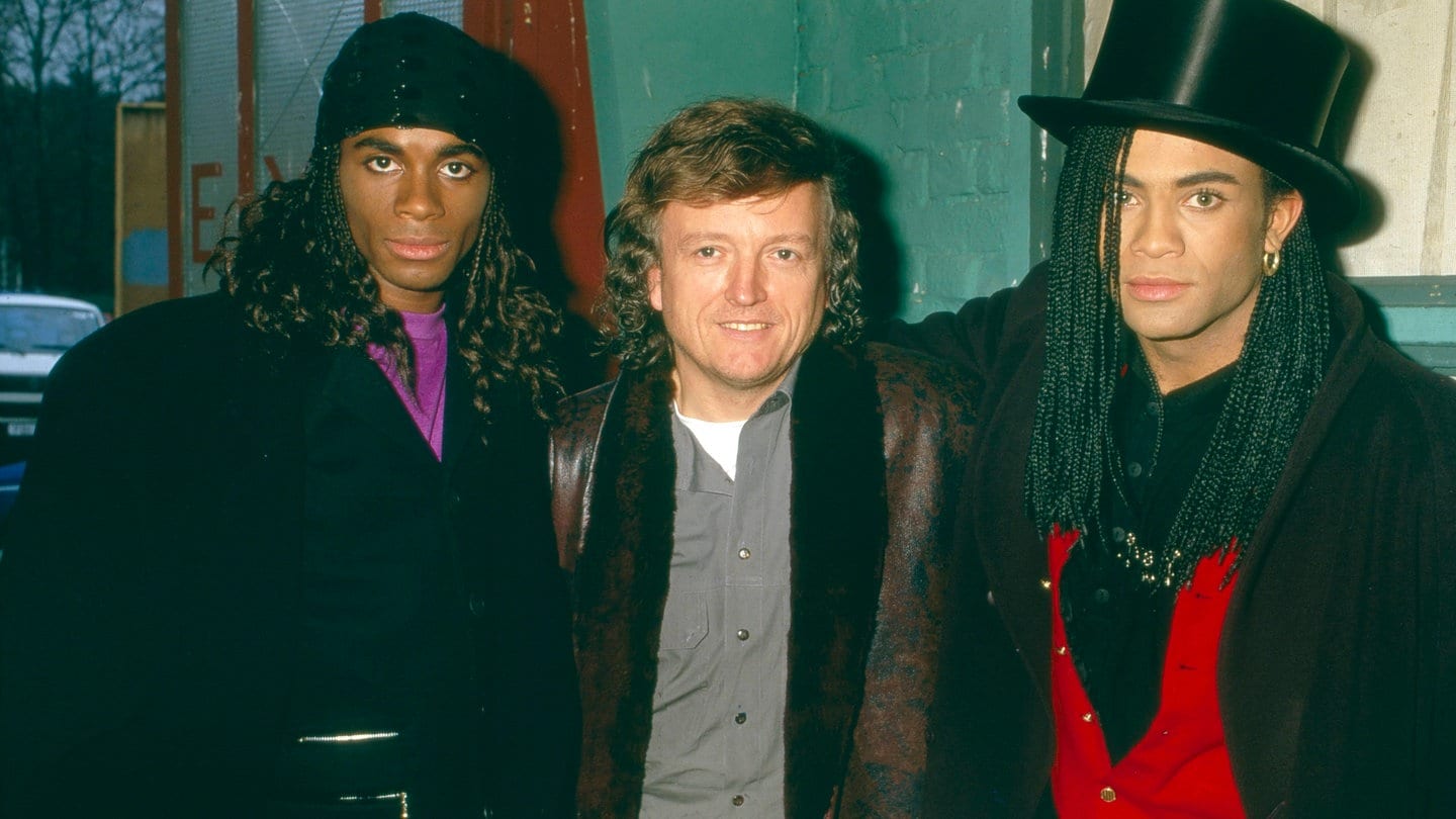 Produzent Frank Farian (Mitte) mit Rob Pilatus und Fab Morvan von Milli Vanilli | Milli Vanilli – 