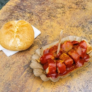 Leckere Rezepte für selbstgemachte Currywurst 