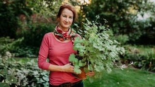 Gärtnerin Veronika Schubert spricht in SWR1 Leute über Tipps fürs Gärtnern im Klimawandel 