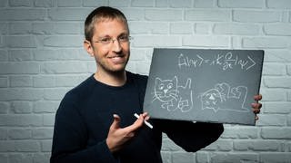 Ganz einfach erklärt Physiker Florian Aigner in SWR1 Leute die Quantentheorie, die Quantenphysik, die Welt der kleinsten Teilchen und das Universum.