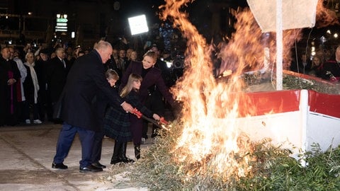 Fürst Albert II. von Monaco, Fürstin Charlene von Monaco, Fürst Jacques von Monaco und Fürstin Gabriella von Monaco nehmen an der Zeremonie der Sainte Devote teil. Sainte Devote ist die Schutzpatronin des Fürstentums Monaco und der französischen Mittelmeerinsel Korsika.