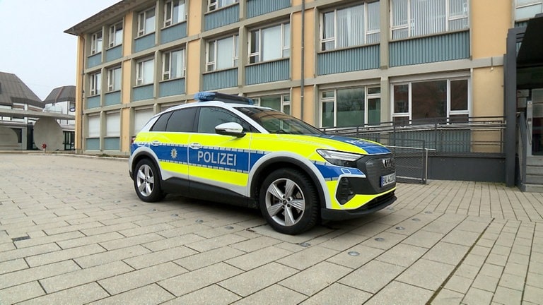 Polizei Testet In Kehl Elektroautos - SWR Aktuell