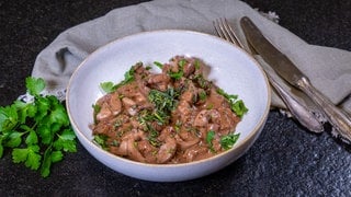 Saure Nieren: Rezept zum Innereien selber kochen.