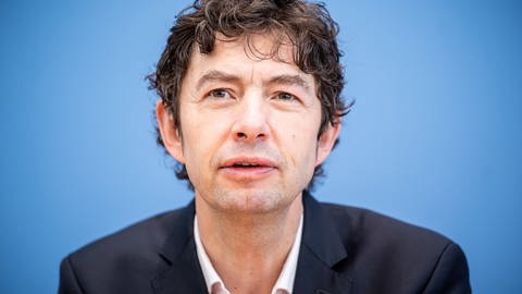 Prof. Dr. Christian Drosten, Direktor Institut für Virologie, Charité Berlin,