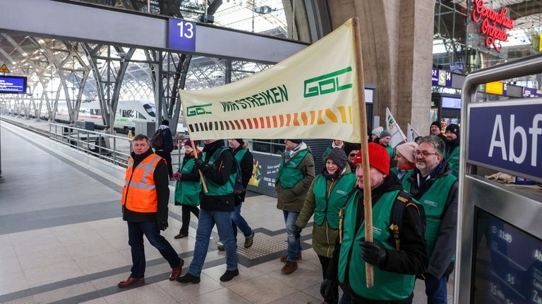 Sind Sechs Tage Streik Bei Der Bahn Noch Gerechtfertigt? - SWR Aktuell