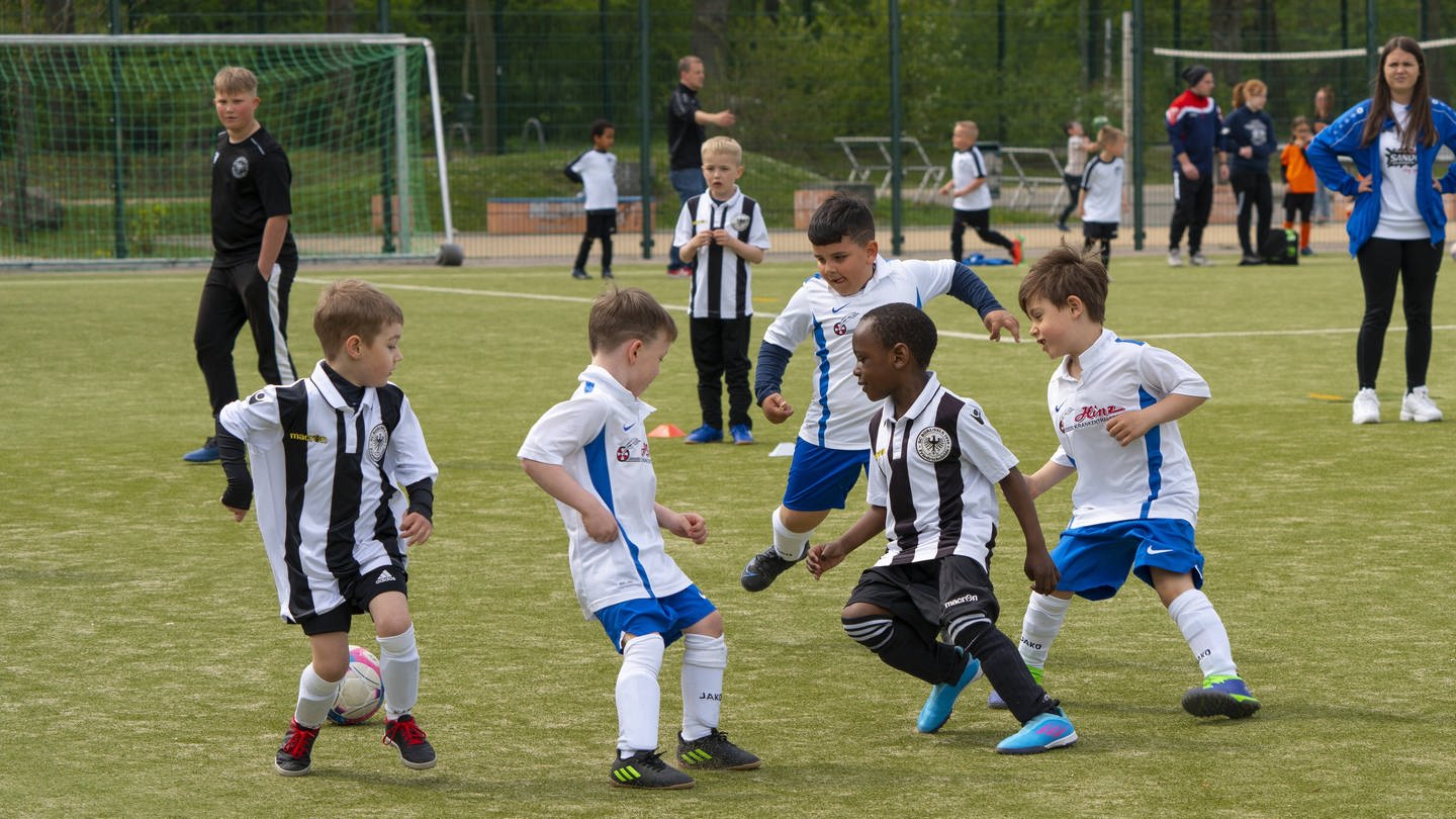 Fußballturnier für Kindermannschaften beim Sportfest