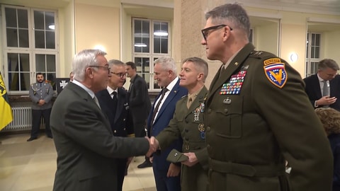 Innenminister Thomas Strobl (CDU) beim Streitkräfteempfang der Landesregierung in Böblingen. Überraschend wurde hier Kritik am Staatsministerium und Ministerpräsident Winfried Kretschmann (Grüne) laut.