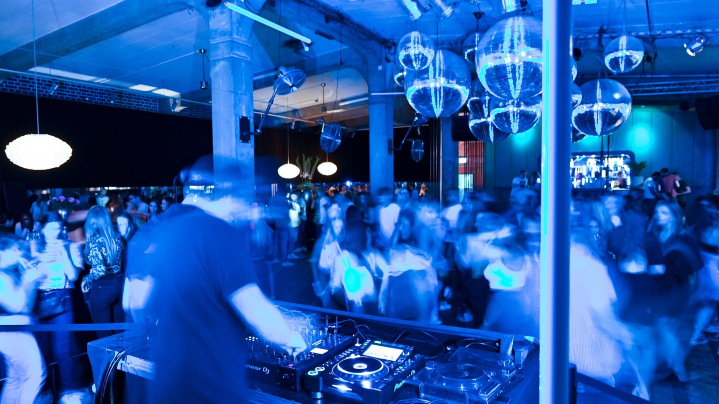 Coronavirus: controls in clubs – this is how the weekend went – SWR Aktuell