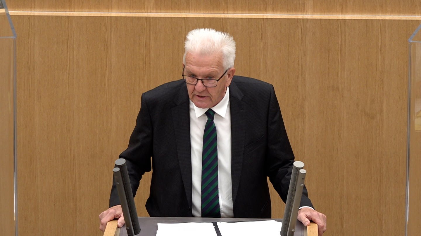Ministerpräsident Winfried Kretschmann (Grüne) bei einer Regierungserklärung am Donnerstag im Landtag.