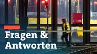 Bahnen der Stuttgarter Straßenbahn Betriebe im Depot. 