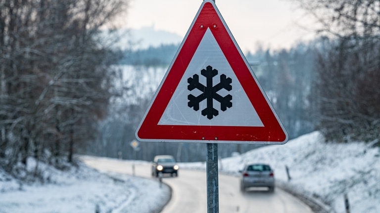 Schnee Und Glättegefahr In Den Höhenlagen Von BW Erwartet - SWR Aktuell