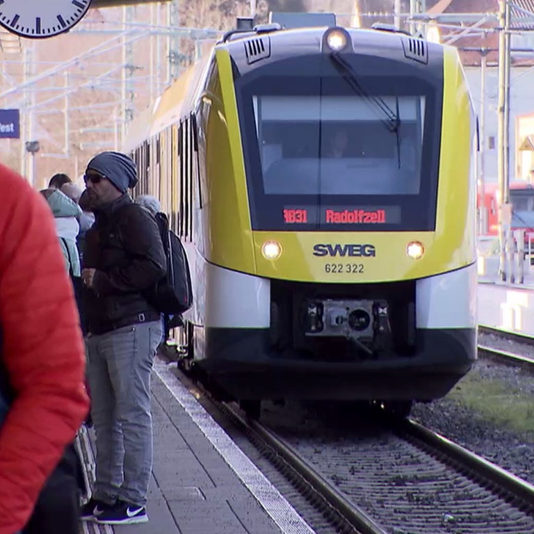 Zugausfälle Im Personen- Und Güterverkehr Durch Warnstreik - SWR Aktuell