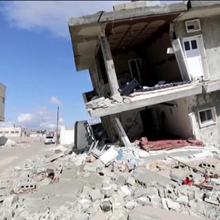 Von Erdbeben zerstörtes Wohnhaus